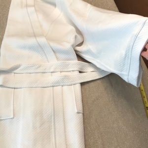 White Robe T-Y Emerald Collection Kimono robe